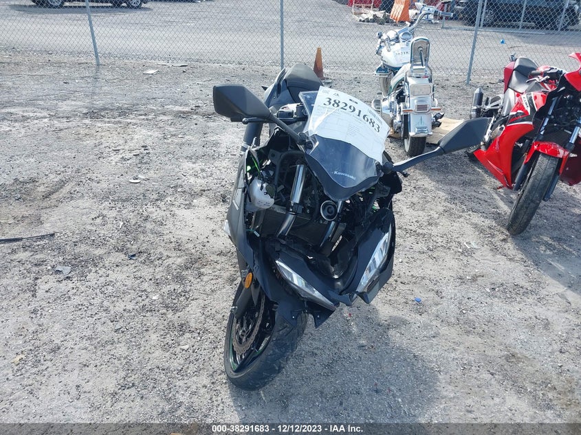 VIN JKAEXKH12PDAP6295 2023 KAWASAKI EX400