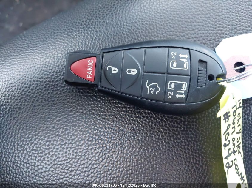 2014 CHRYSLER TOWN  COUNTRY TOURING - 2C4RC1BG9ER297474