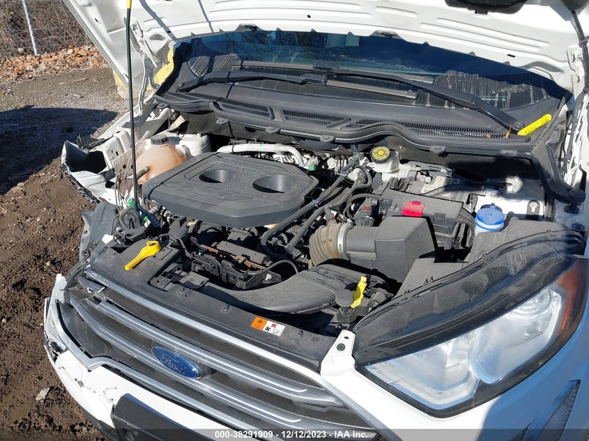 VIN MAJ6P1UL6JC172152 2018 FORD ECOSPORT SE