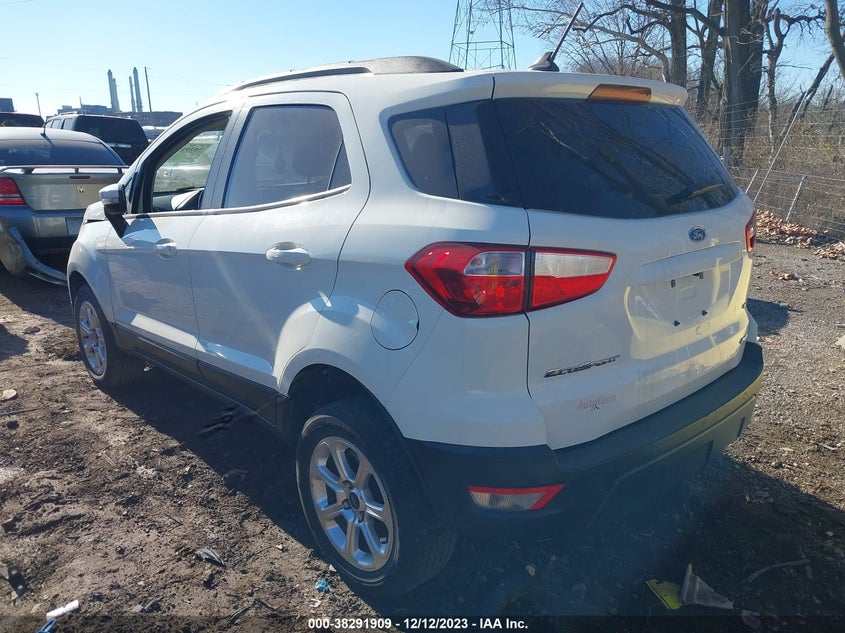 VIN MAJ6P1UL6JC172152 2018 FORD ECOSPORT SE