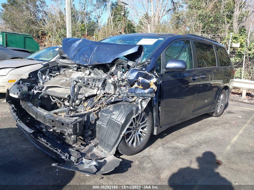 VIN 5TDYZ3DC6LS071378 2020 TOYOTA SIENNA XLE/XLE PREMIUM/LIMITED/L