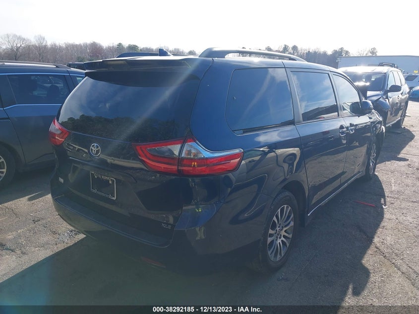 VIN 5TDYZ3DC6LS071378 2020 TOYOTA SIENNA XLE/XLE PREMIUM/LIMITED/L