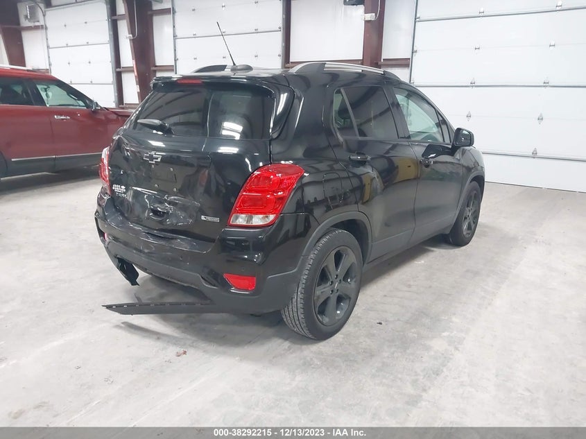 VIN KL7CJMSBXJB601080 2018 CHEVROLET TRAX PREMIER