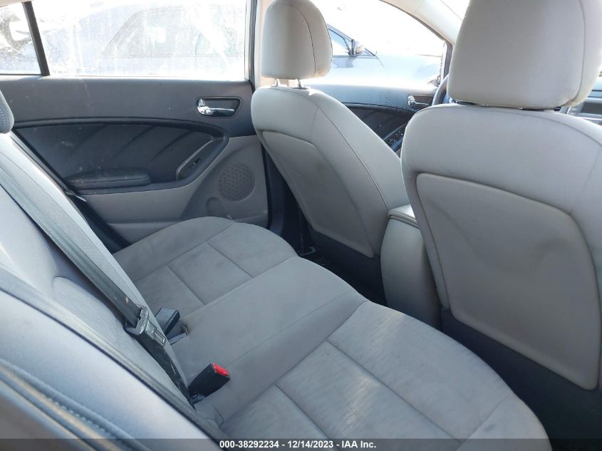 2014 KIA FORTE LX - KNAFK4A68E5095252