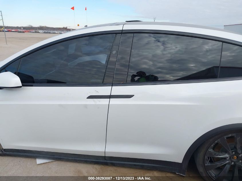 2022 TESLA MODEL X - 7SAXCBE61NF350862