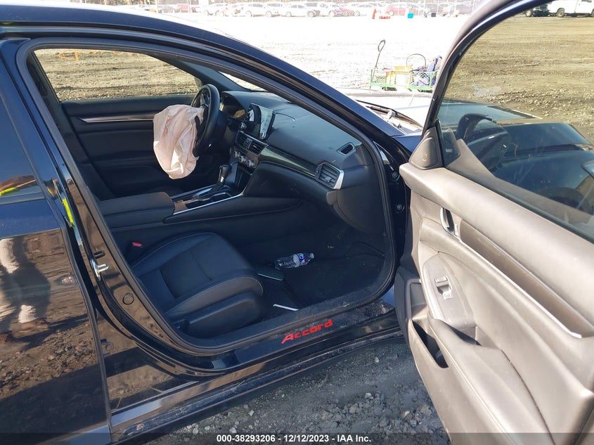 VIN 1HGCV1F32KA157386 2019 HONDA ACCORD SPORT