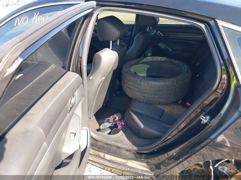 VIN 1HGCV1F32KA157386 2019 HONDA ACCORD SPORT