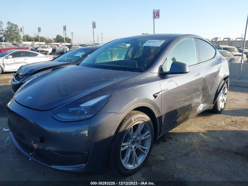2022 TESLA MODEL Y LONG RANGE DUAL MOTOR ALL-WHEEL DRIVE - 7SAYGAEE2NF561207