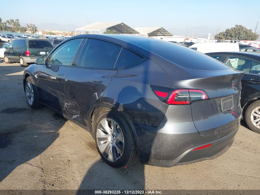 2022 TESLA MODEL Y LONG RANGE DUAL MOTOR ALL-WHEEL DRIVE - 7SAYGAEE2NF561207