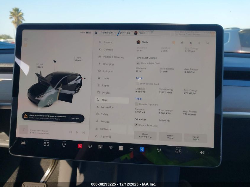 2022 TESLA MODEL Y LONG RANGE DUAL MOTOR ALL-WHEEL DRIVE - 7SAYGAEE2NF561207