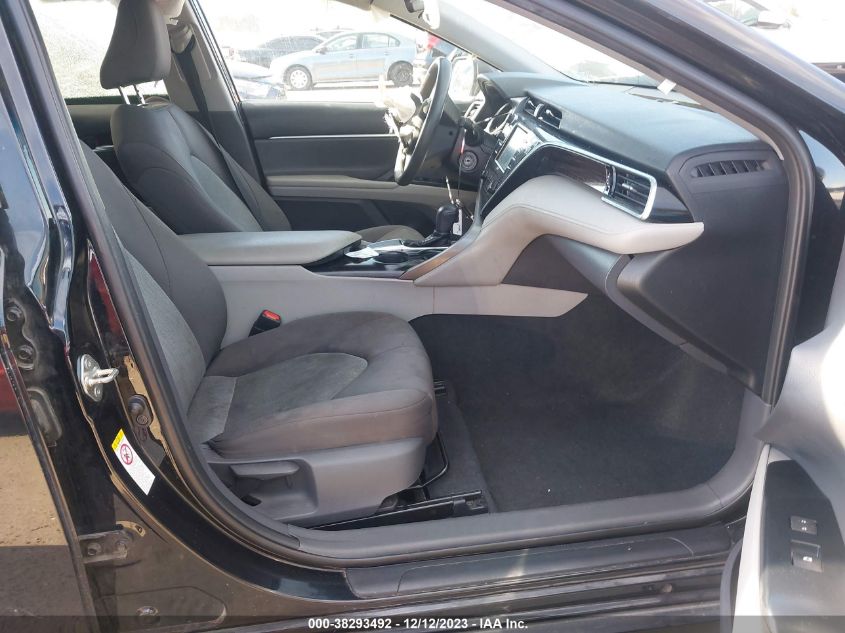 2018 TOYOTA CAMRY L/LE/XLE/SE/XSE - 4T1B11HK5JU578750