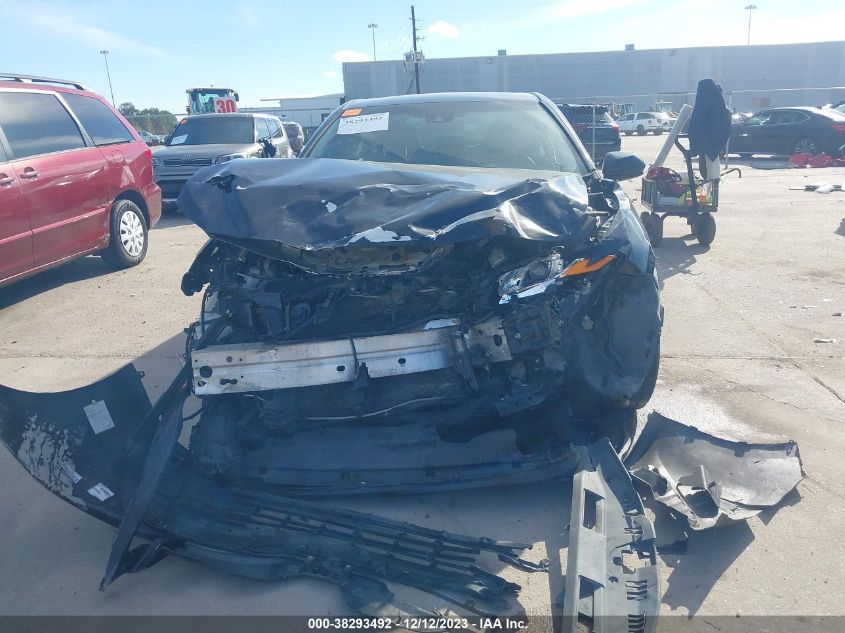 2018 TOYOTA CAMRY L/LE/XLE/SE/XSE - 4T1B11HK5JU578750