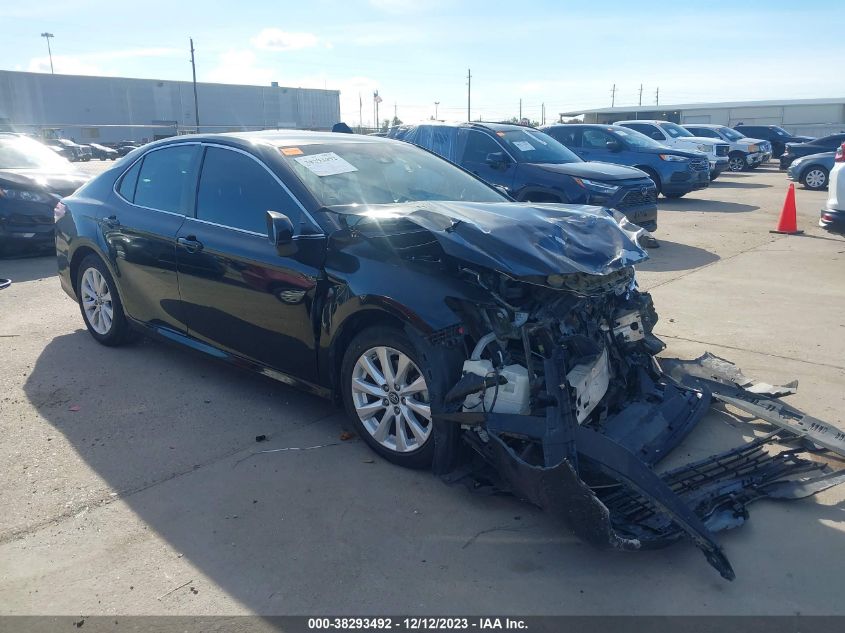 2018 TOYOTA CAMRY L/LE/XLE/SE/XSE - 4T1B11HK5JU578750