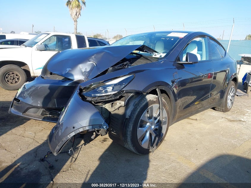 2022 TESLA MODEL Y U   U(VIN: 7SAYGDEE7NF556103