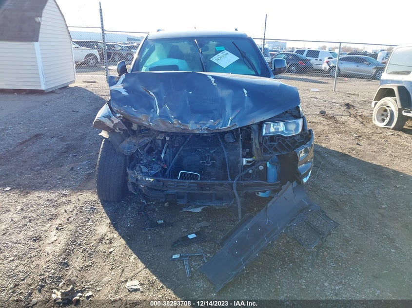 VIN 1C4RJFAG4LC239637 2020 JEEP GRAND CHEROKEE LAREDO E 4X4