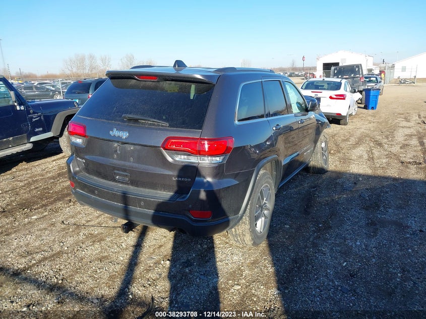 VIN 1C4RJFAG4LC239637 2020 JEEP GRAND CHEROKEE LAREDO E 4X4