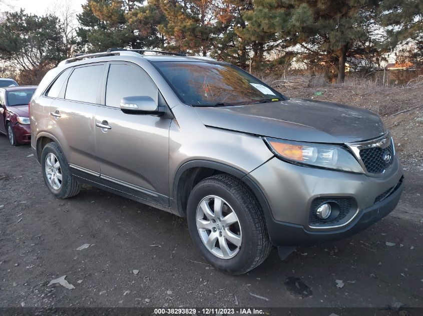 2013 KIA SORENTO LX - 5XYKT4A61DG364468