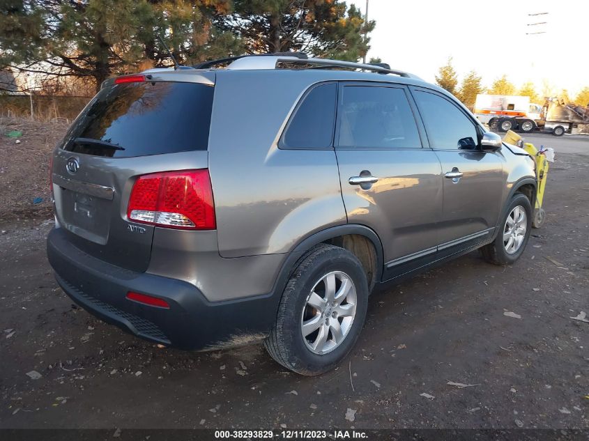 2013 KIA SORENTO LX - 5XYKT4A61DG364468