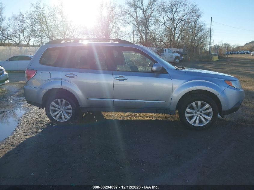 2013 SUBARU FORESTER 2.5X PREMIUM - JF2SHADC7DH432654