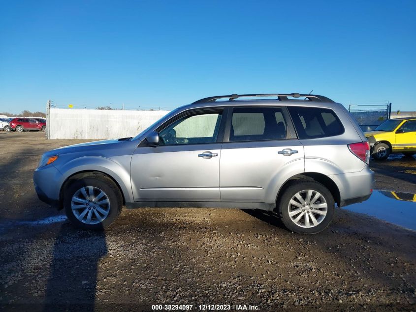 2013 SUBARU FORESTER 2.5X PREMIUM - JF2SHADC7DH432654