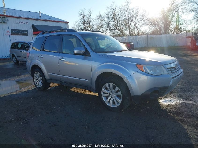 2013 SUBARU FORESTER 2.5X PREMIUM - JF2SHADC7DH432654