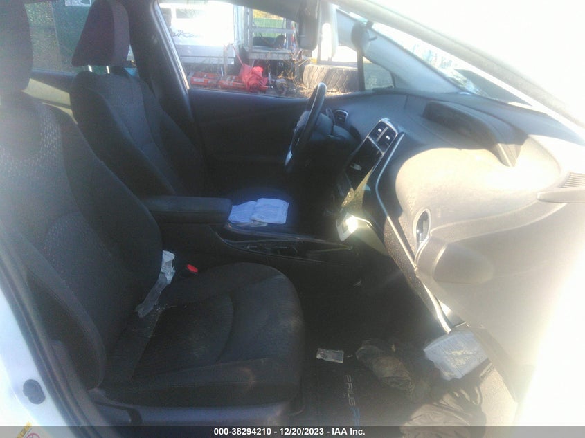 VIN JTDKARFP2J3081629 2018 TOYOTA PRIUS PRIME