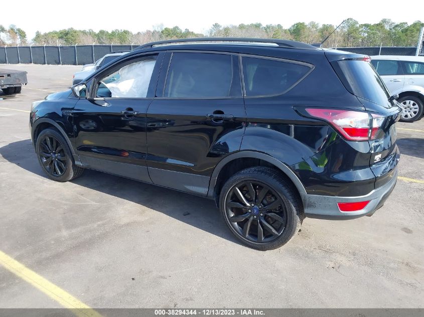 2017 FORD ESCAPE SE - 1FMCU0GD4HUD48717