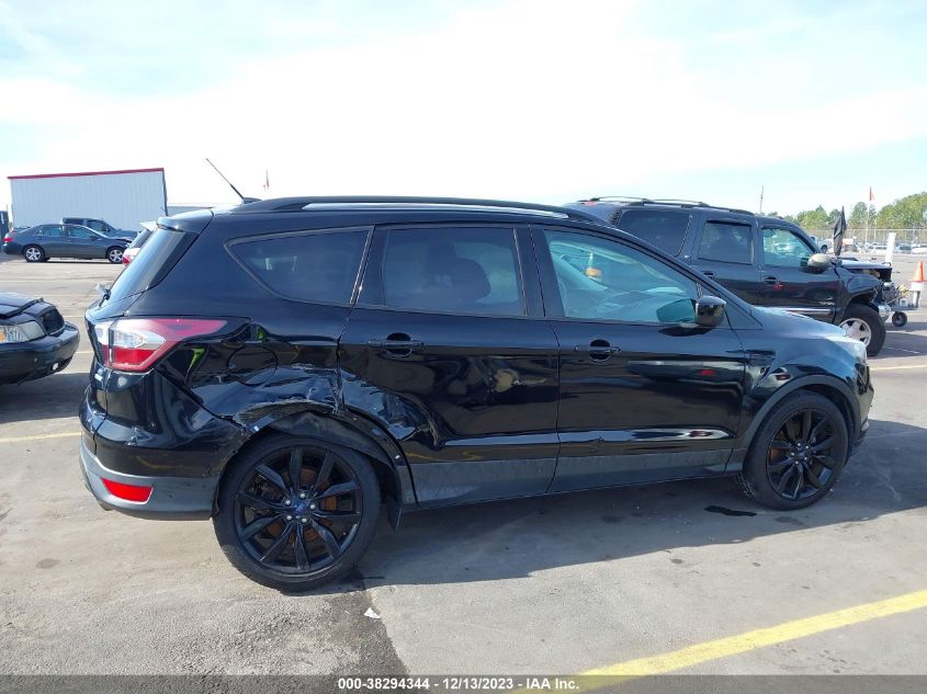 2017 FORD ESCAPE SE - 1FMCU0GD4HUD48717