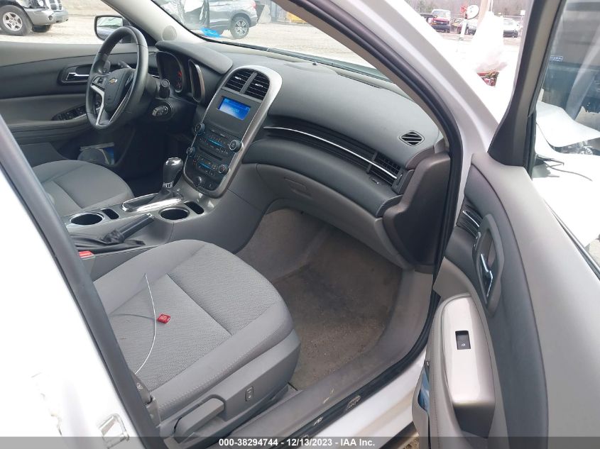 2014 CHEVROLET MALIBU LS - 1G11B5SL2EF272551