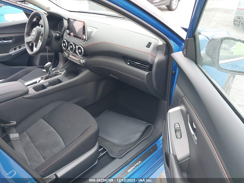 2024 NISSAN SENTRA 2.0L I4   N(VIN: 3N1AB8DV2RY216828