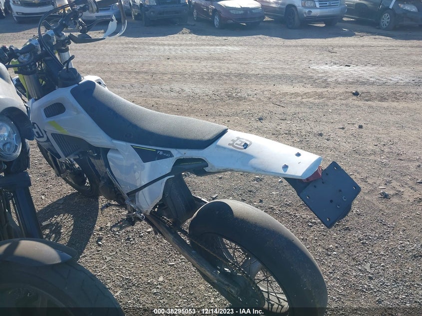 VIN VBKUSR433NM365243 2022 HUSQVARNA FS 450