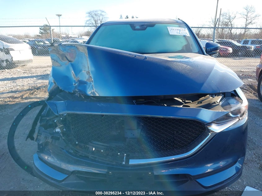 VIN JM3KFBCM7L1821085 2020 MAZDA CX-5 TOURING