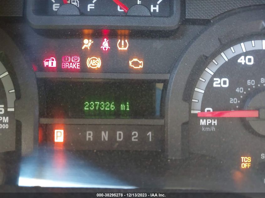 2013 FORD E-350 SUPER DUTY XLT 1FBNE3BL4DDA94256