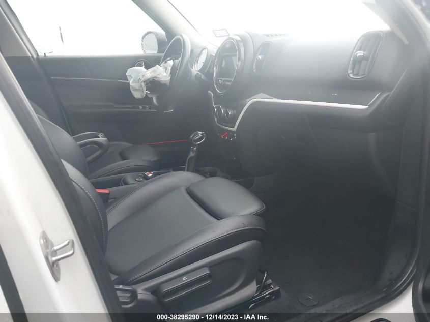 2018 MINI COUNTRYMAN COOPER S WMZYT3C30J3E93375