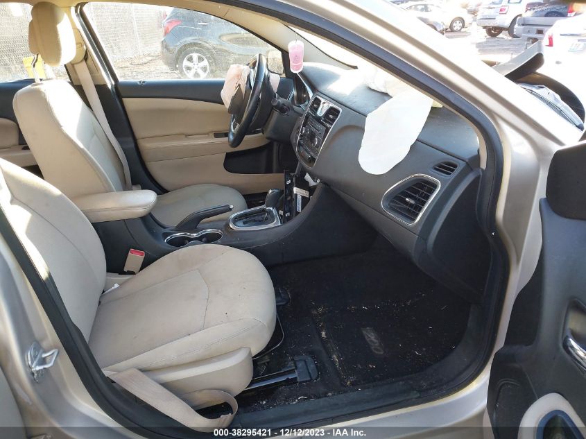 2013 CHRYSLER 200 TOURING - 1C3CCBBB2DN765710