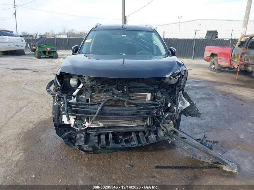 2018 NISSAN ROGUE SV - KNMAT2MT8JP563026