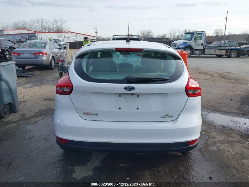 2015 FORD FOCUS SE - 1FADP3K25FL317802