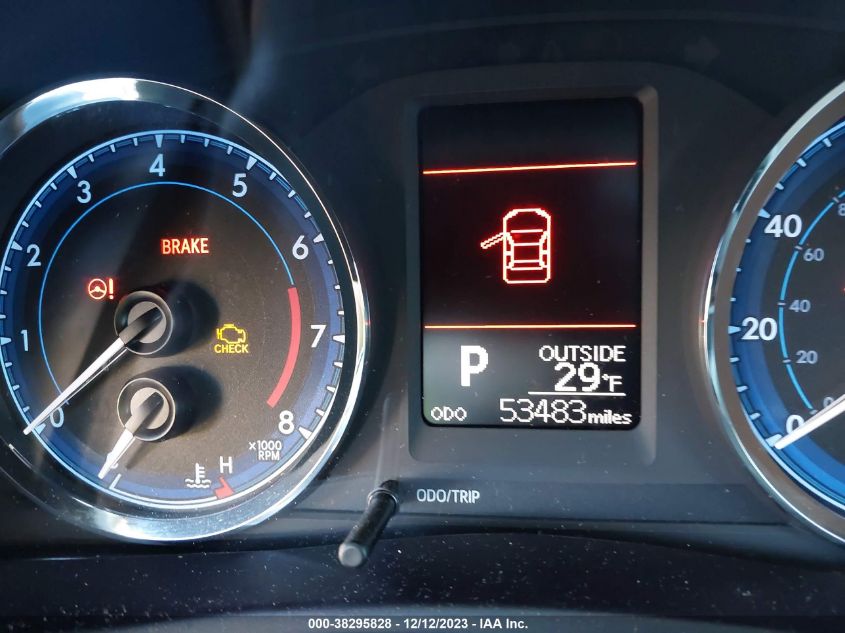 2018 TOYOTA COROLLA L/LE/XLE/SE/XSE - 5YFBURHE6JP851048