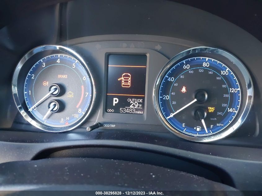2018 TOYOTA COROLLA L/LE/XLE/SE/XSE - 5YFBURHE6JP851048