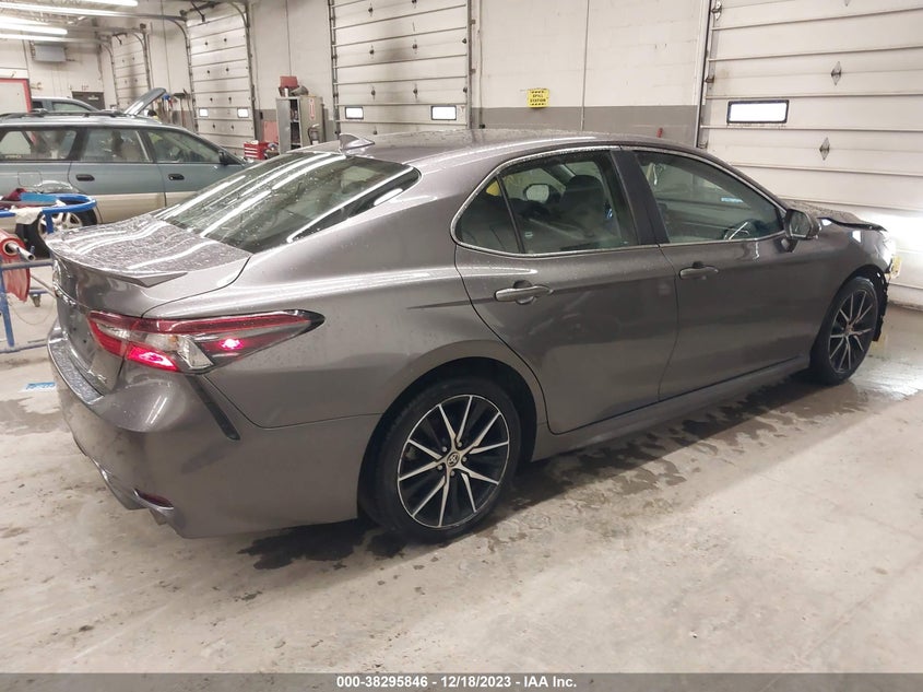 2022 TOYOTA CAMRY 2.5L I4   N(VIN: 4T1G11AK6NU641246