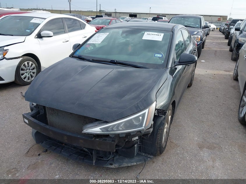 VIN 5NPD84LF2KH459022 2019 HYUNDAI ELANTRA SEL