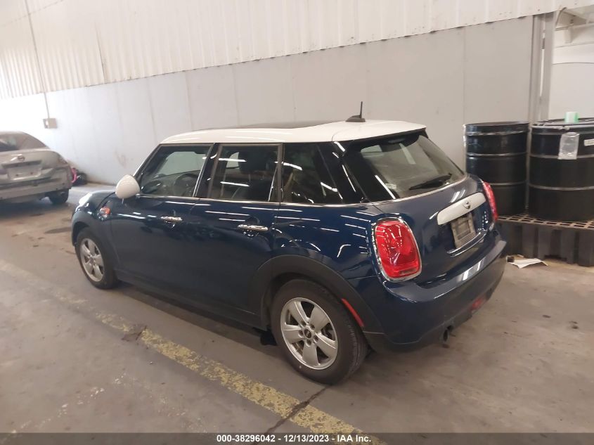 2015 MINI HARDTOP COOPER - WMWXS5C50FT832827