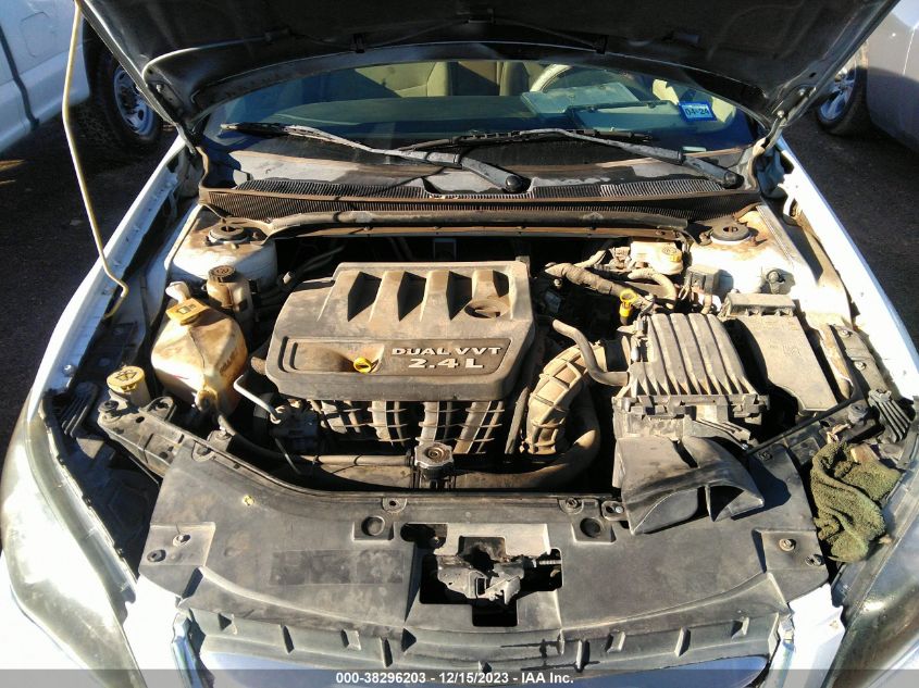 2013 CHRYSLER 200 LX - 1C3CCBAB6DN670634