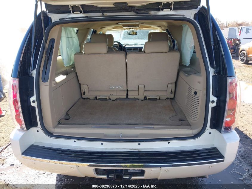 2014 GMC YUKON XL 1500 DENALI - 1GKS2MEF6ER176999