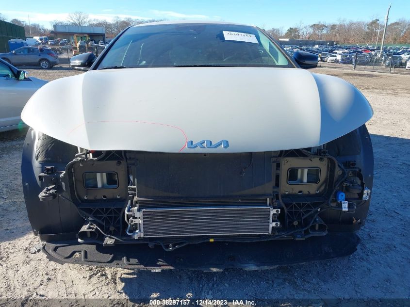 2022 KIA EV6 WIND KNDC34LAXN5072074