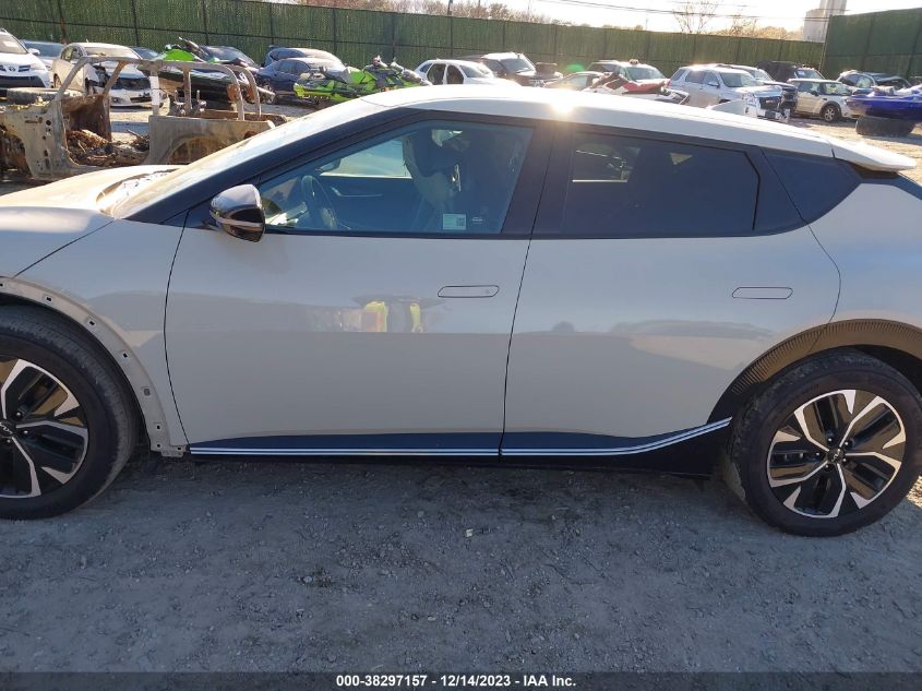 2022 KIA EV6 WIND KNDC34LAXN5072074
