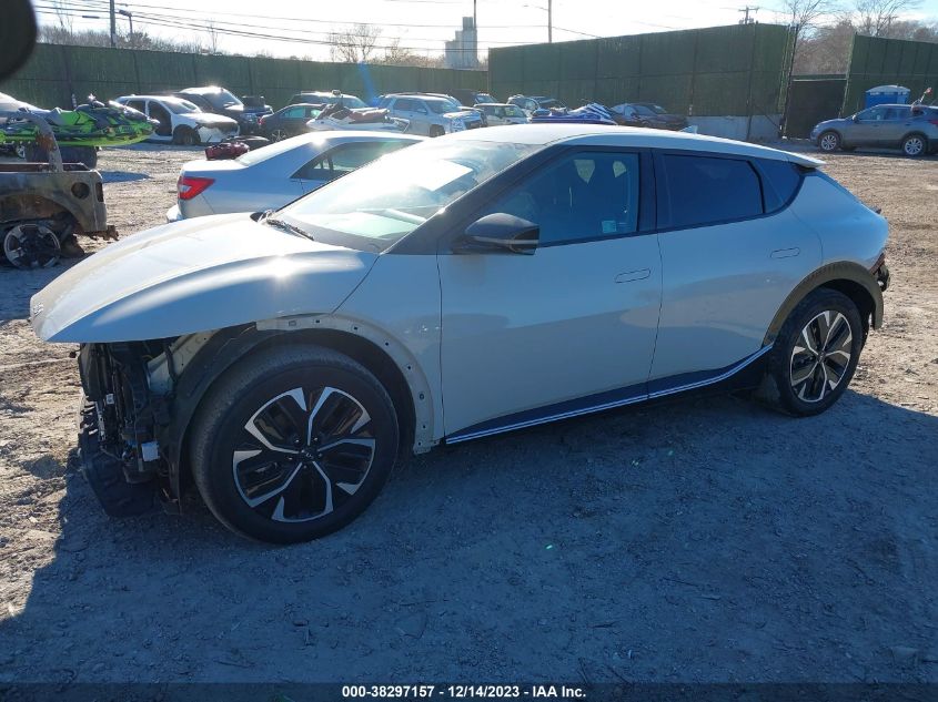 2022 KIA EV6 WIND KNDC34LAXN5072074