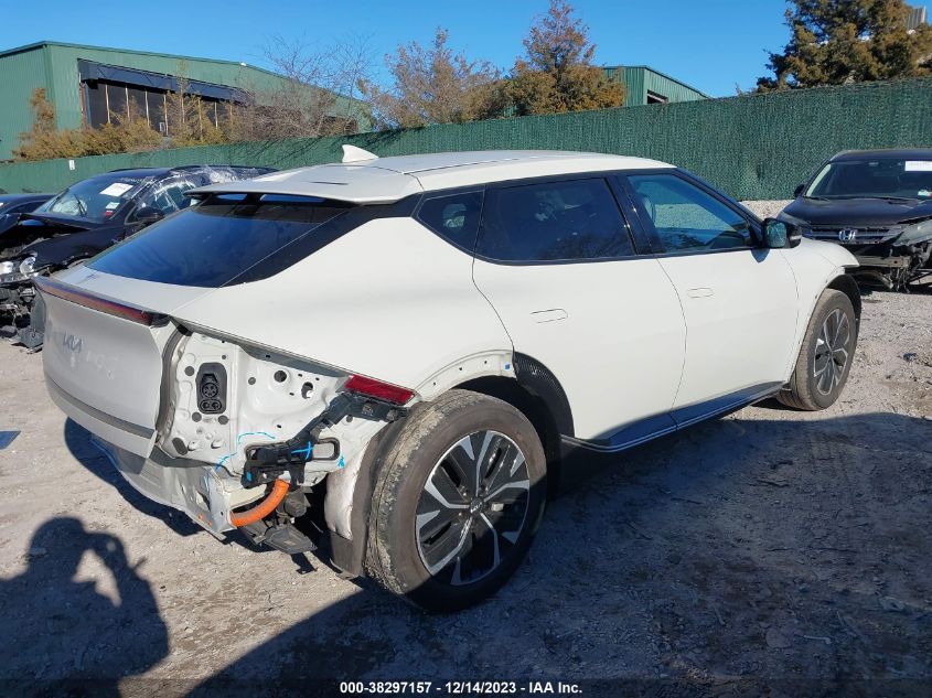 2022 KIA EV6 WIND KNDC34LAXN5072074