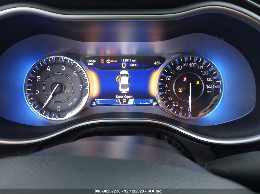 2015 CHRYSLER 200 C - 1C3CCCCB1FN584878