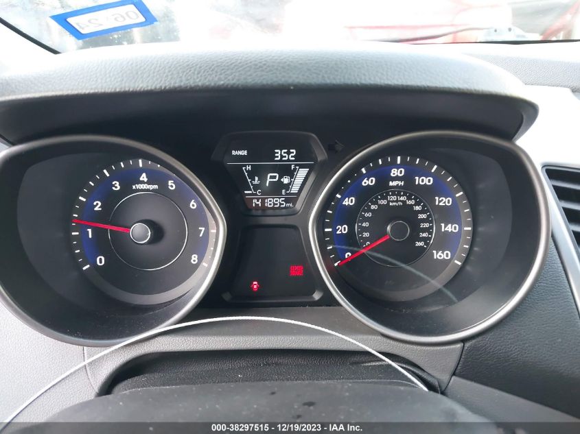 2015 HYUNDAI ELANTRA SE - 5NPDH4AE2FH570167